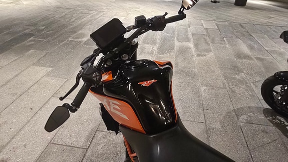 KTM 390 Duke 4 of 9