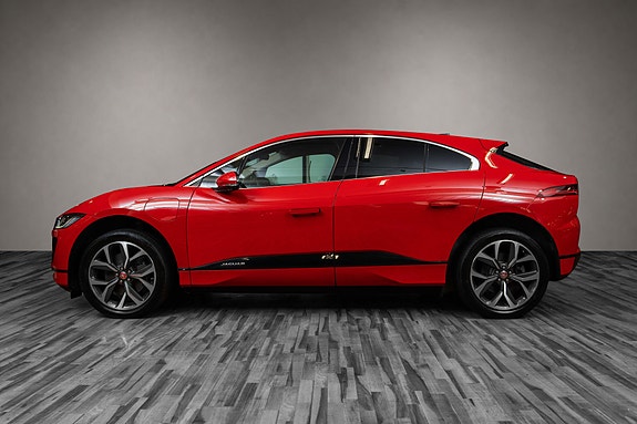 Jaguar I-PACE 2 of 5