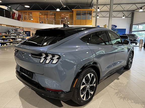 Ford Mustang Mach-E 4 of 20