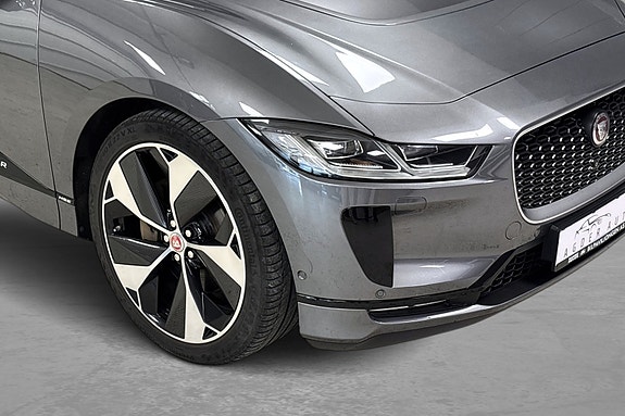 Jaguar I-PACE 5 of 5