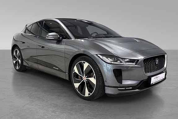 Jaguar I-PACE 4 of 5