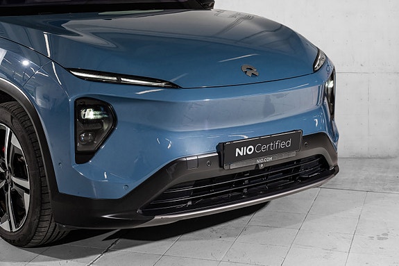 NIO EL7 2 of 5