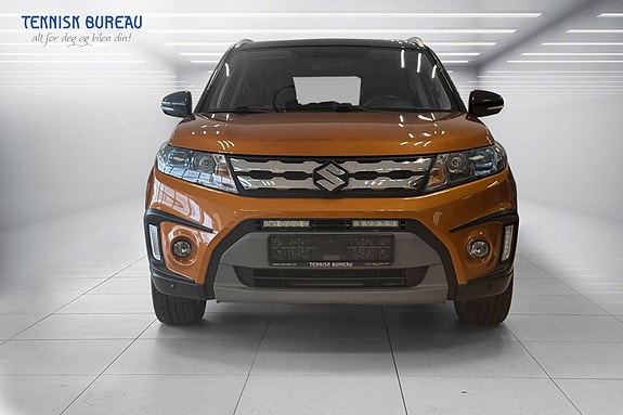 Suzuki Vitara 3 of 26