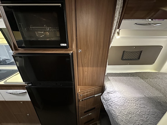 Pilote V 630 G I 150HK Automat I Hengerfeste I Godt Utstyrt ! 25 of 30