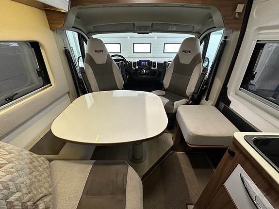 Pilote V 630 G I 150HK Automat I Hengerfeste I Godt Utstyrt ! 14 of 30