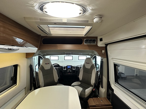 Pilote V 630 G I 150HK Automat I Hengerfeste I Godt Utstyrt ! 30 of 30