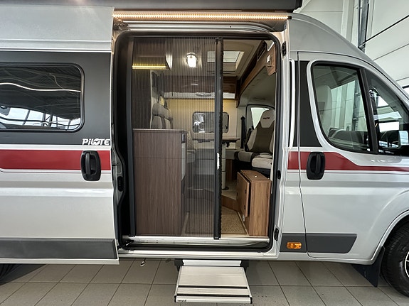 Pilote V 630 G I 150HK Automat I Hengerfeste I Godt Utstyrt ! 10 of 30