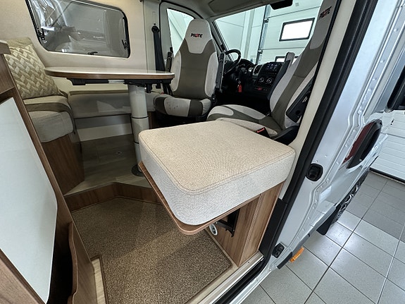 Pilote V 630 G I 150HK Automat I Hengerfeste I Godt Utstyrt ! 13 of 30