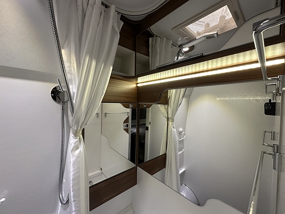 Pilote V 630 G I 150HK Automat I Hengerfeste I Godt Utstyrt ! 28 of 30