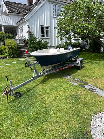 Wing 14 med 30hk Yamaha og henger 3 of 5