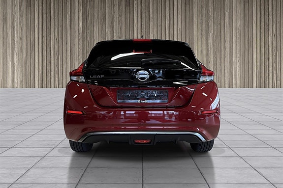 Nissan Leaf 5 of 5
