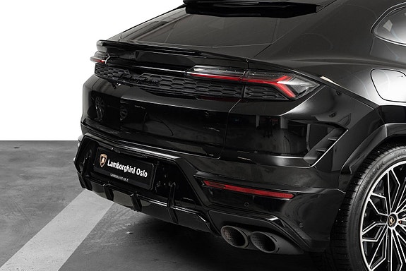Lamborghini Urus 10 of 30