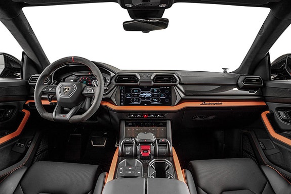 Lamborghini Urus 18 of 30