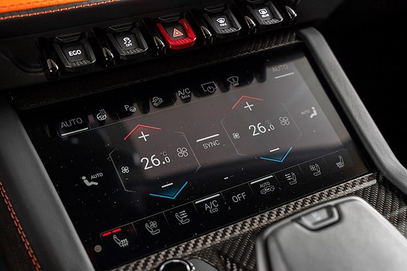 Lamborghini Urus 25 of 30