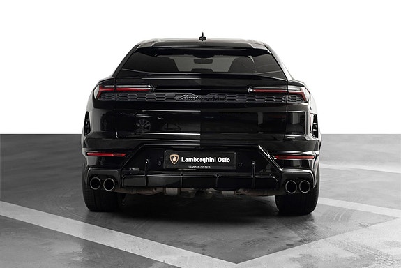 Lamborghini Urus 12 of 30