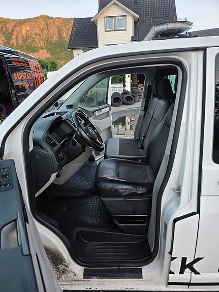 Volkswagen Transporter 16 of 20