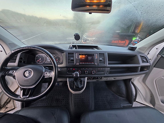 Volkswagen Transporter 19 of 20