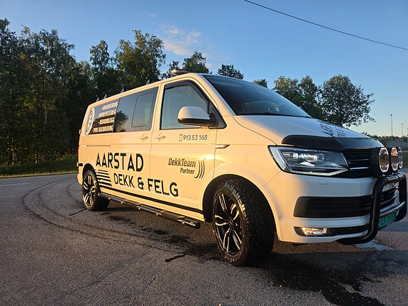 Volkswagen Transporter 2 of 20