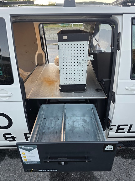 Volkswagen Transporter 12 of 20
