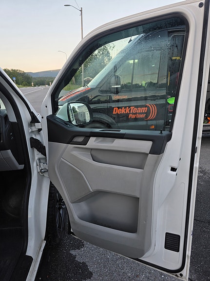 Volkswagen Transporter 13 of 20