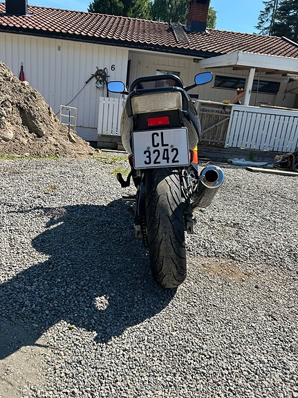 Honda CBR 600 F 4 of 5