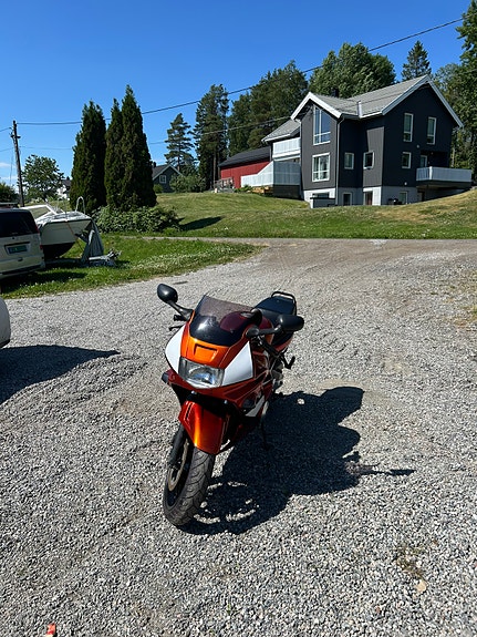 Honda CBR 600 F 2 of 5