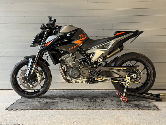 KTM 790 Duke 4 of 5