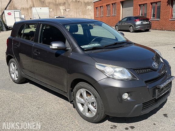 Toyota Urban Cruiser 5 of 5