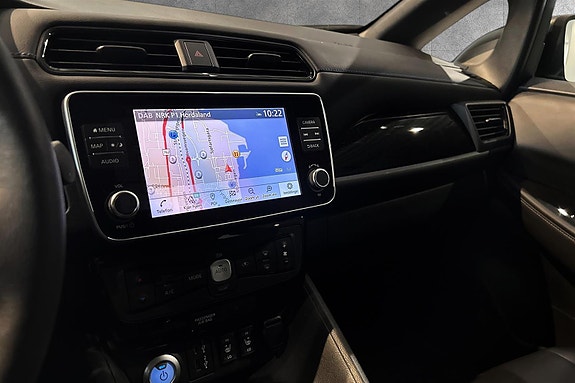 Nissan Leaf 9 of 15