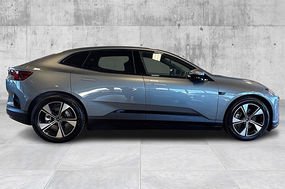 Polestar 4 4 of 5