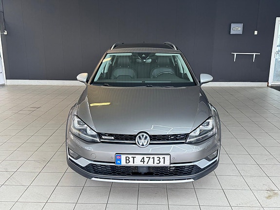 Volkswagen Golf Alltrack 19 of 30