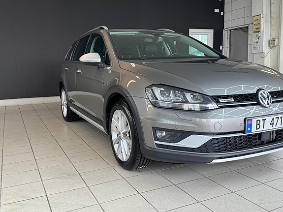 Volkswagen Golf Alltrack 3 of 30