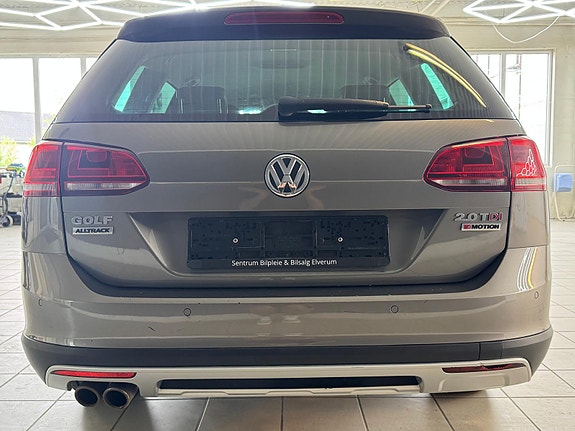 Volkswagen Golf Alltrack 13 of 30