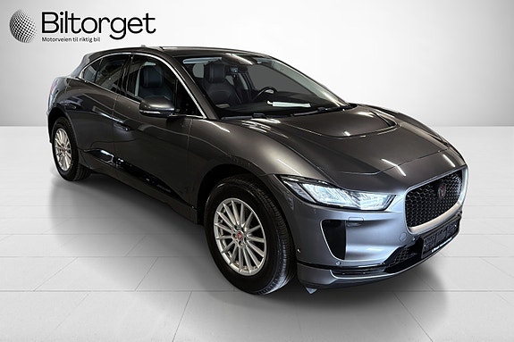 Jaguar I-PACE 3 of 5