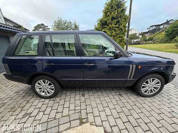 Land Rover Range Rover 3 of 5