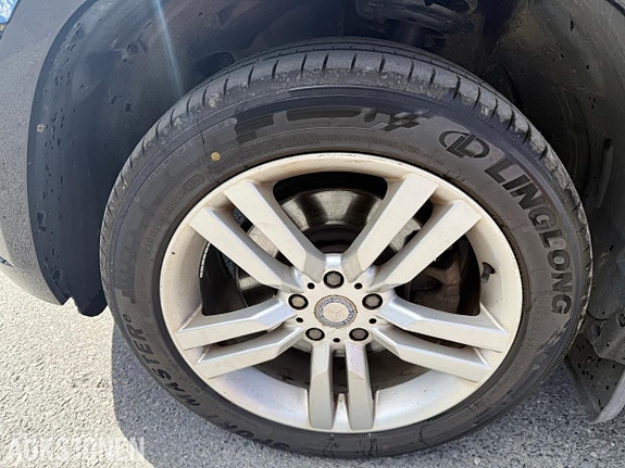 Mercedes-Benz glk 3 of 5