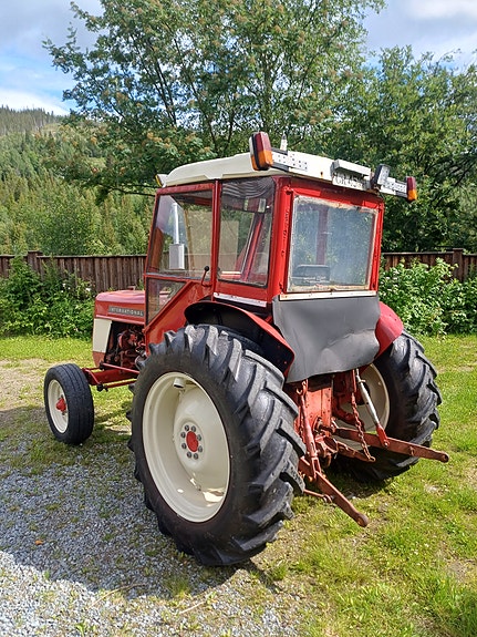 CASE IH 444 2 of 5