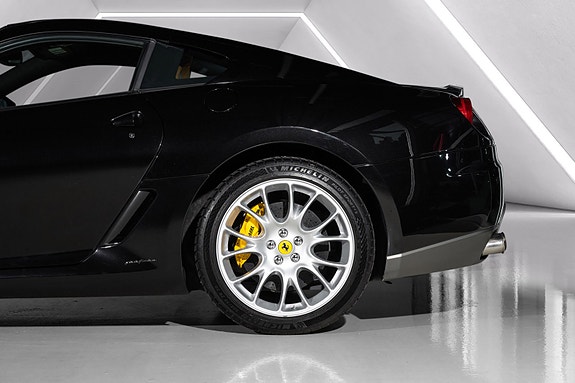 Ferrari 599 11 of 30