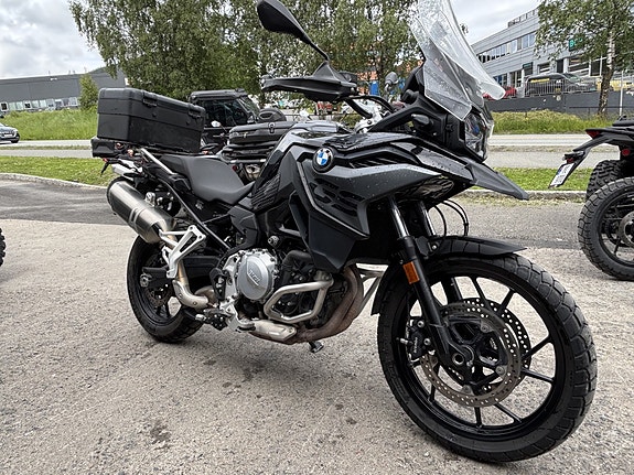 BMW F 750 GS 2 of 5