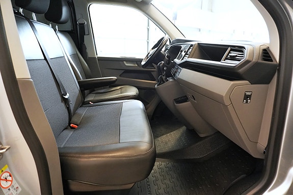 Volkswagen Transporter 20 of 27