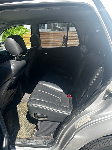 Mercedes-Benz ML270 21 of 30