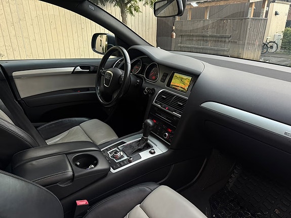 Audi Q7 13 of 21