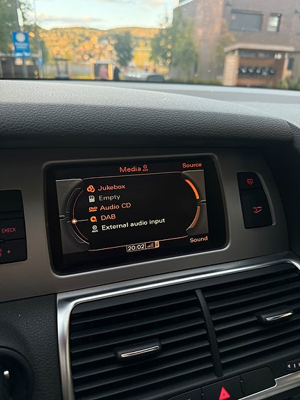 Audi Q7 18 of 21