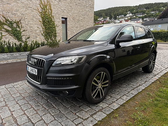 Audi Q7 4 of 21