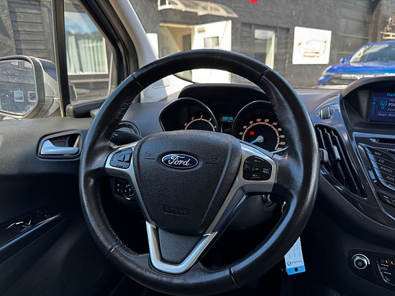 Ford Tourneo Courier 16 of 17