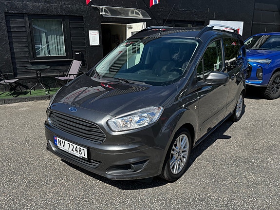 Ford Tourneo Courier 2 of 17