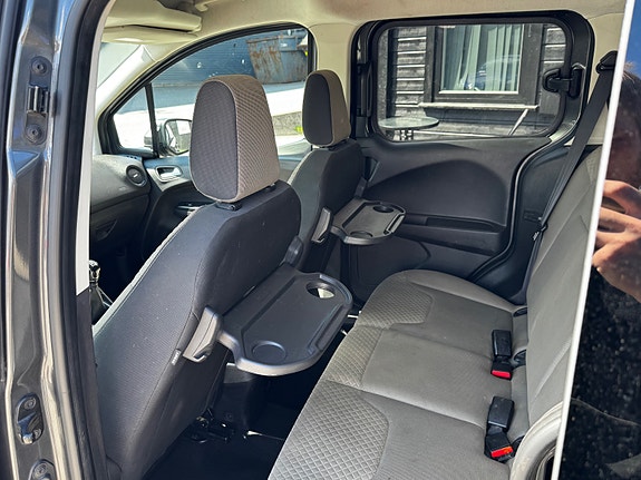 Ford Tourneo Courier 11 of 17