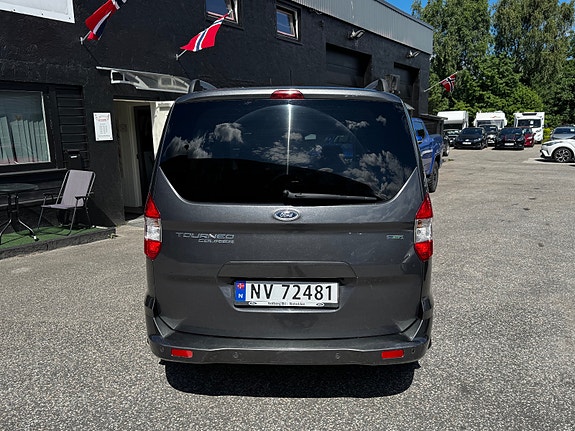 Ford Tourneo Courier 6 of 17