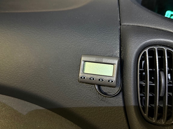 Toyota Yaris Verso 14 of 26