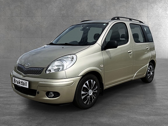 Toyota Yaris Verso 7 of 26